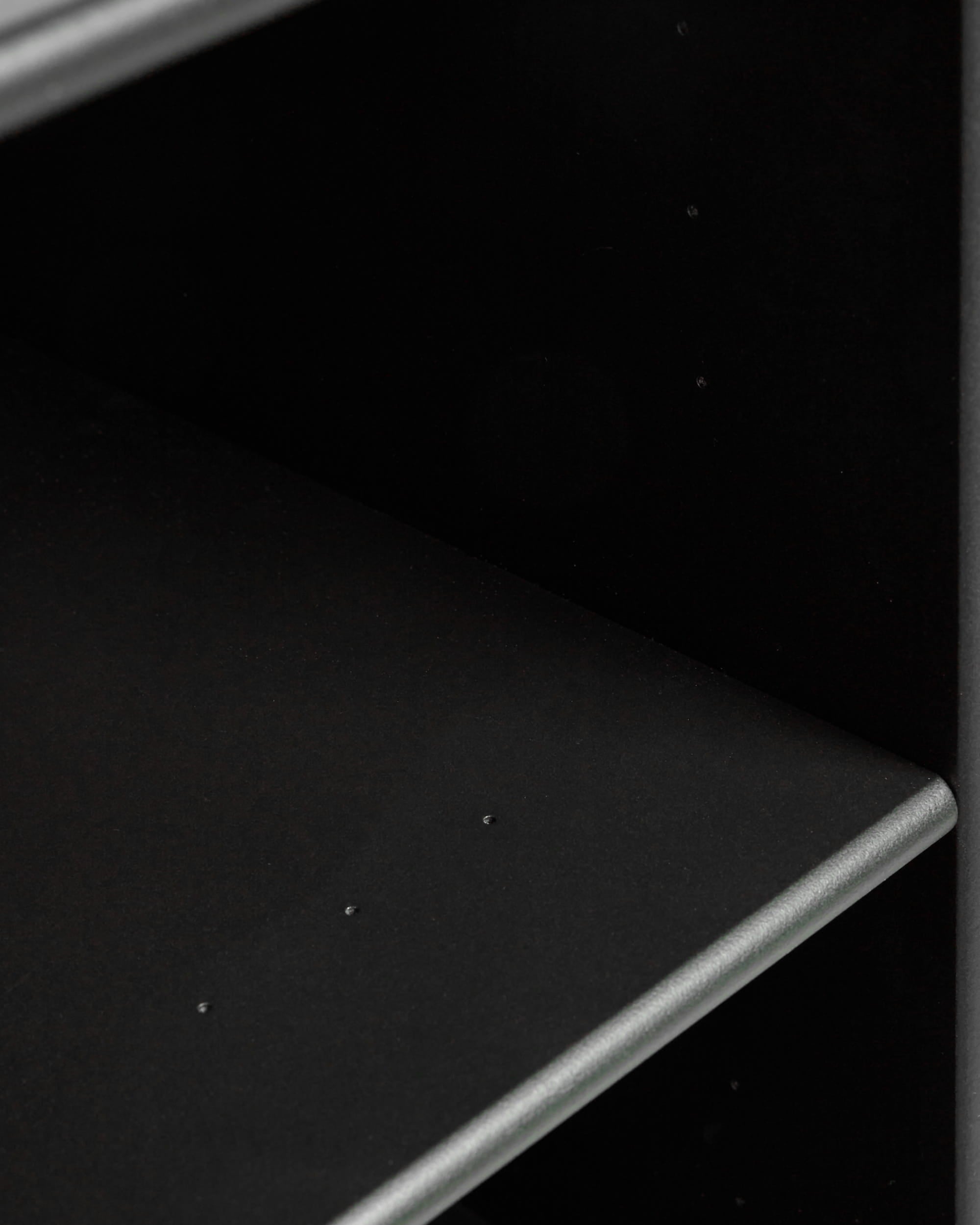 Arka | Open Cabinet / Black